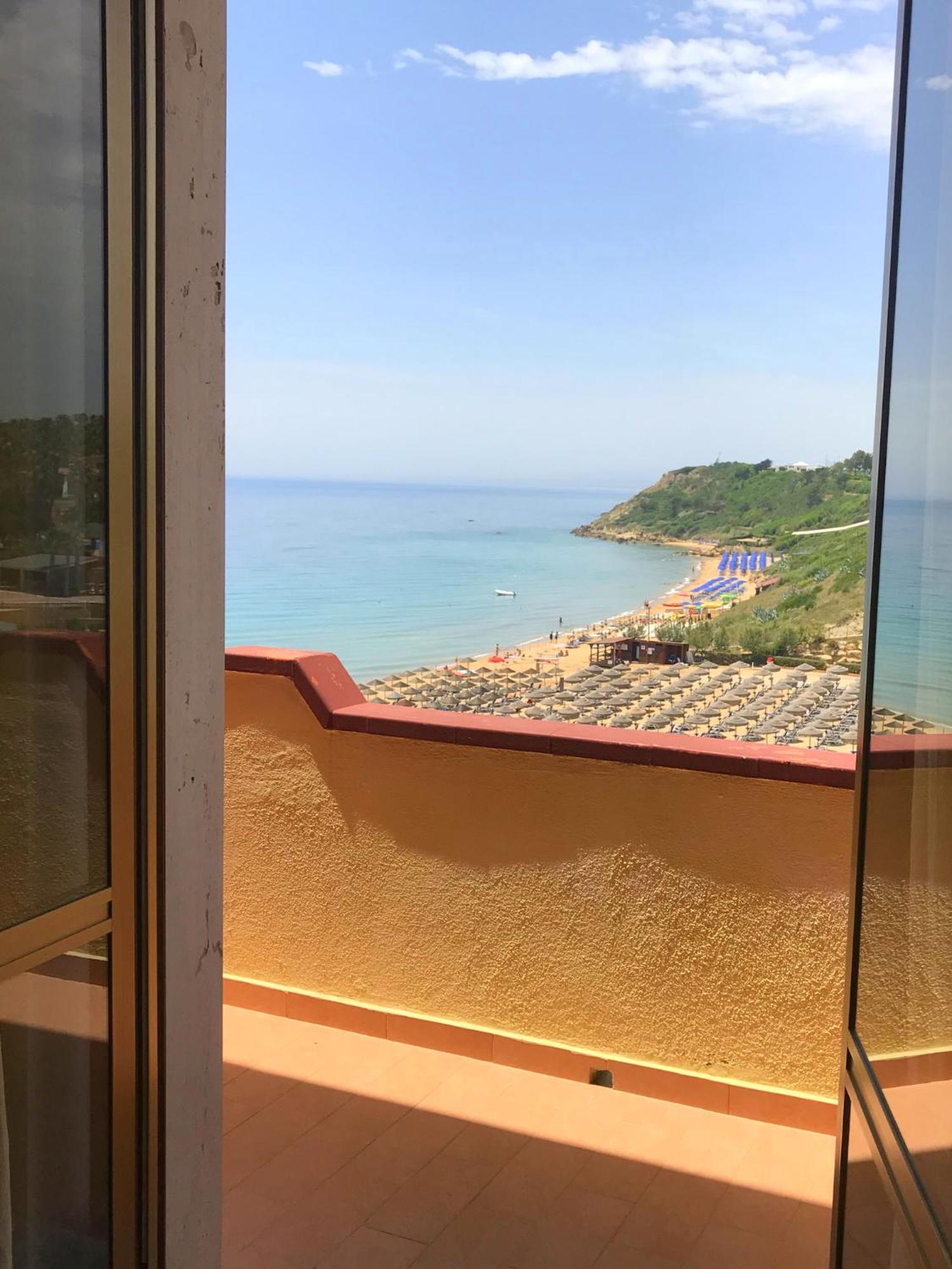 Appartamenti E Stanze Onde Blu Le Castella  Luaran gambar
